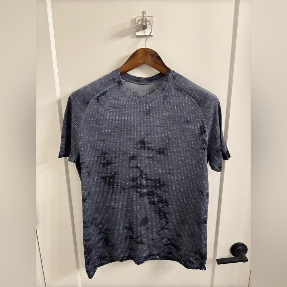 Lululemon Metal Vent Tech Shirt